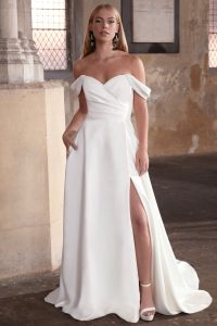 Brautkleider von Adore