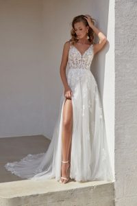 Brautmode & Brautkleider von NEW Arrival – 2025 Adore