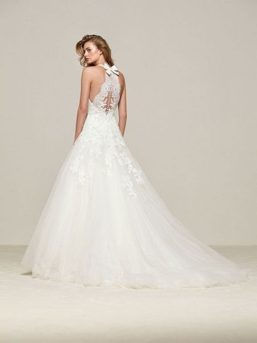 night pronovias