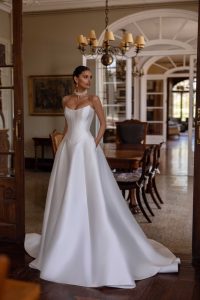 Brautkleider von Tina Valerdi